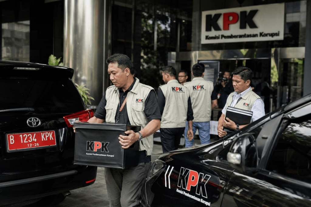 Wamen Imigrasi Silmy Karim Tersangka KPK, Hartanya Tembus Rp234,6 Miliar 8 Wamen Imigrasi Silmy Karim Tersangka KPK, Hartanya Tembus Rp234,6 Miliar