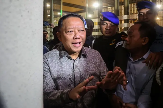 Praperadilan Ditolak, Eks Jampidsus Febrie Terungkap Terima Rp40 M 9 Praperadilan Ditolak, Eks Jampidsus Febrie Terungkap Terima Rp40 M