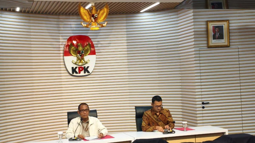 KPK Ungkap Pengadaan HT Karhutla Diduga Ikut Dikorupsi di BNPB